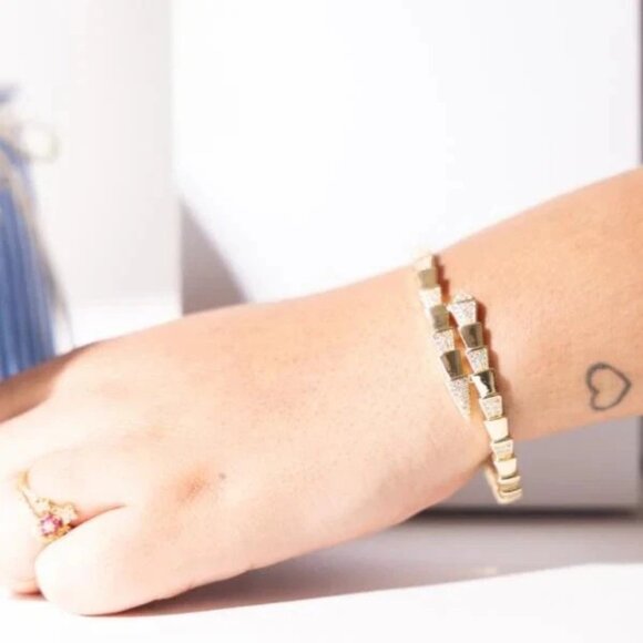 Arrowhead Wrap Bracelet – Stylish Women’s Jewelry in Gold & Silver - Picture 9 of 9